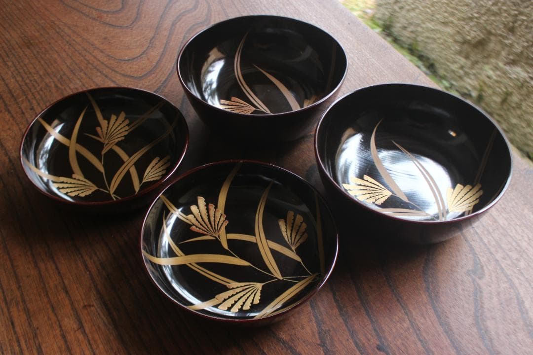 時代逸品！時代溜塗に優美なススキ蒔絵の映えるお椀2点（検京塗輪島塗蒔絵椀煮物椀
