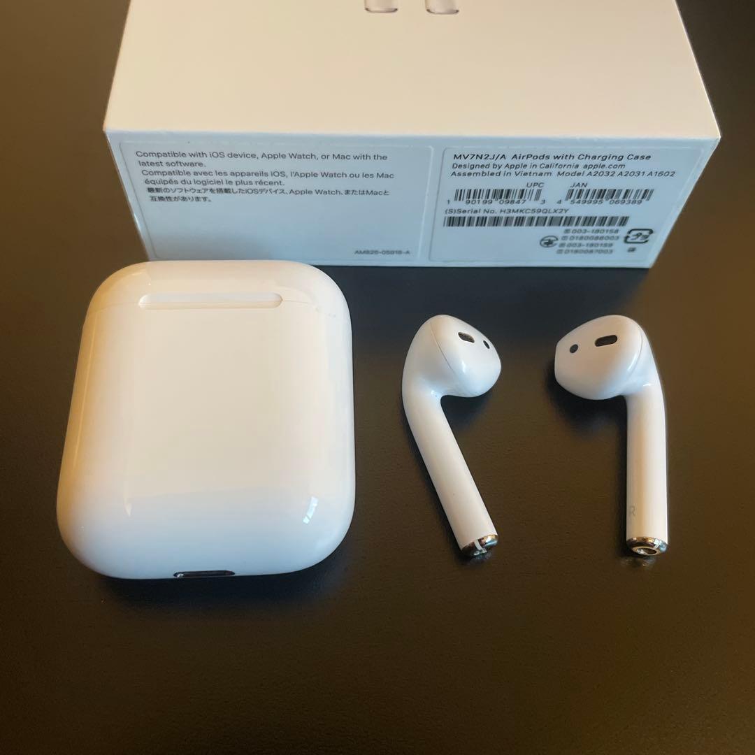 【状態良好】Apple Airpods2 Lightningケーブル付帯