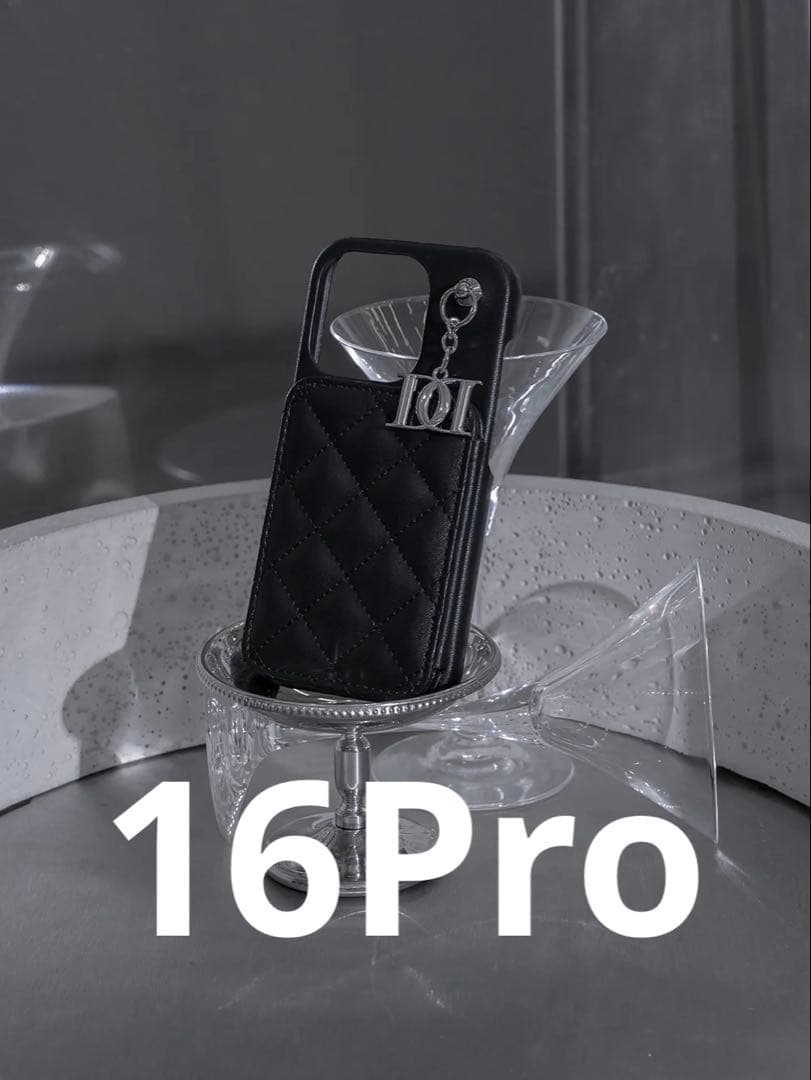 ⚠️最終値下げDarich キルティングミラーDDチャームiPhone16Pro