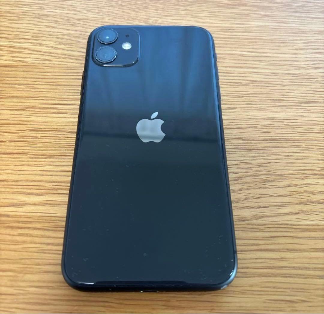 Apple iPhone 11 ブラック 本体　容量100