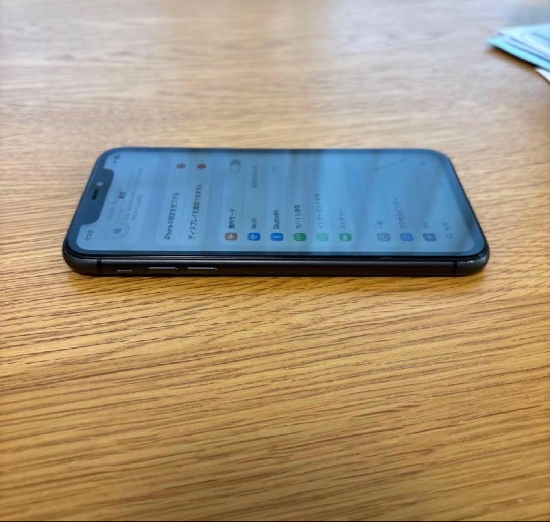 Apple iPhone 11 ブラック 本体　容量100
