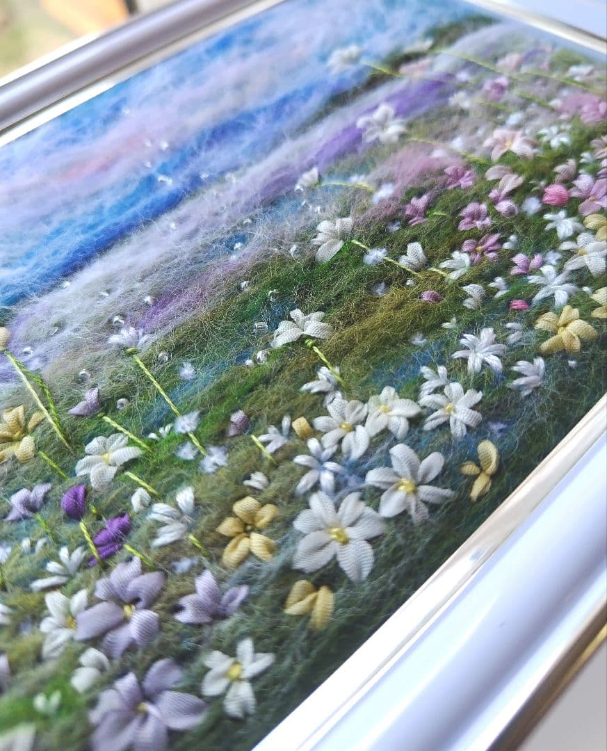 羊毛フェルト　フレーム　風景画　刺繍　絵画　春の色彩