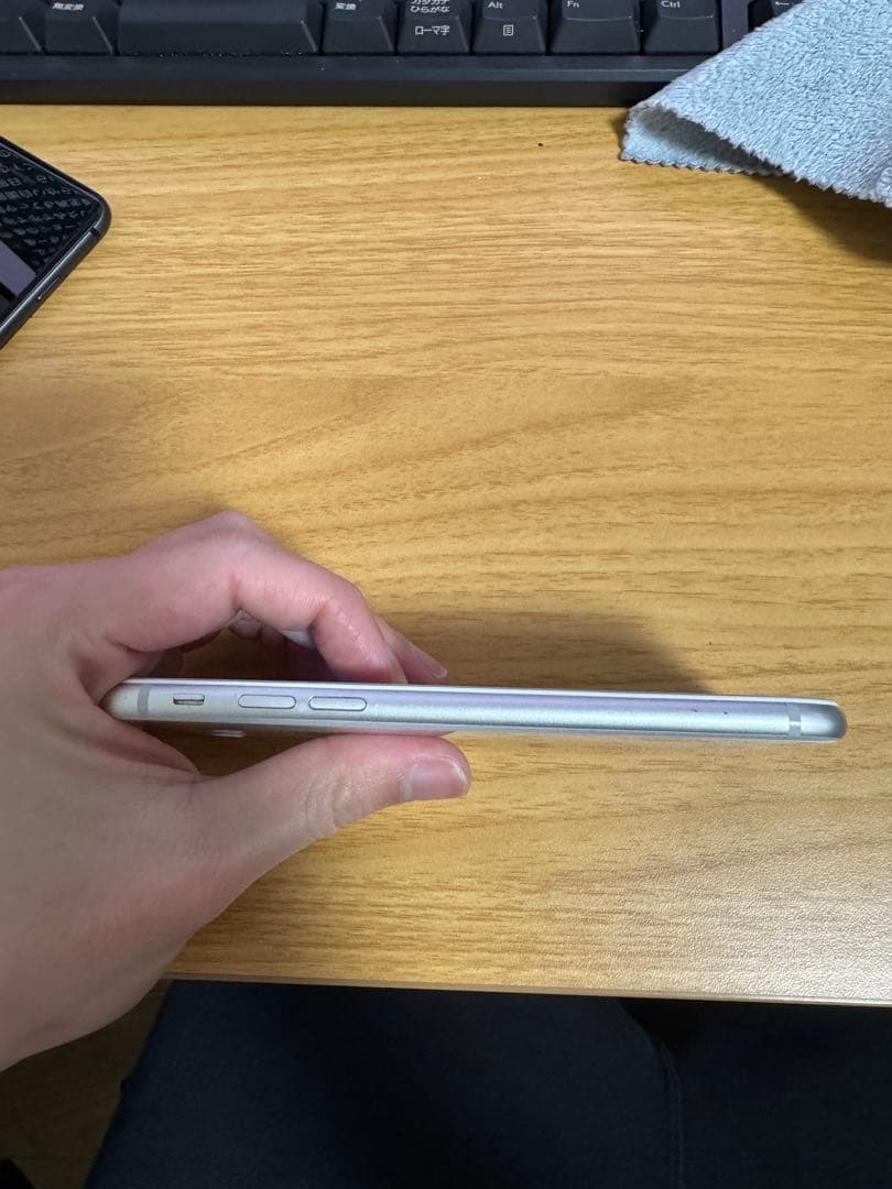 Apple iPhone 8 シルバー 256GB