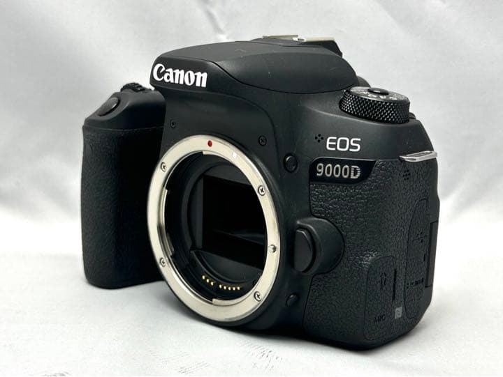 Canon EOS 9000D ダブルズームレンズキット♪wifi搭載♪