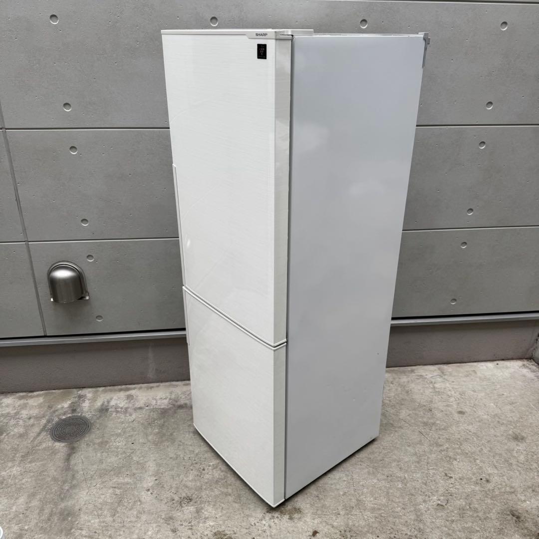 530⭐️送料取付無料★シャープ　冷蔵庫　大型　200L〜300L