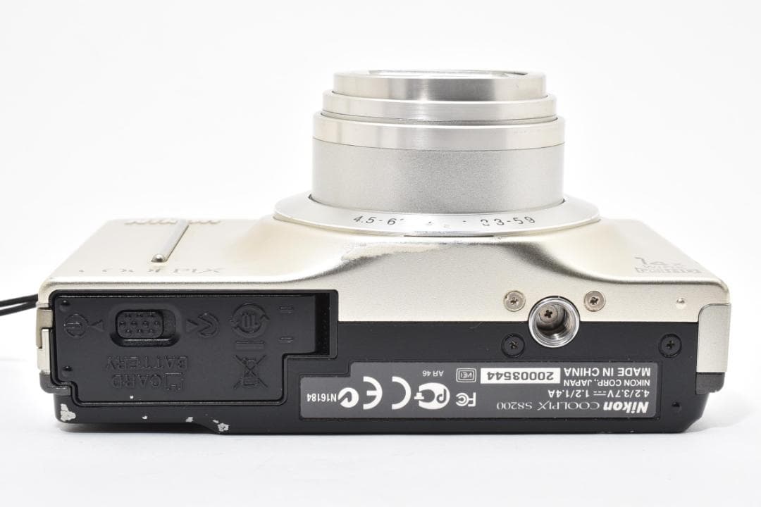 良品Nikonニコン COOLPIX S8200デジカメ動作確認済#4215