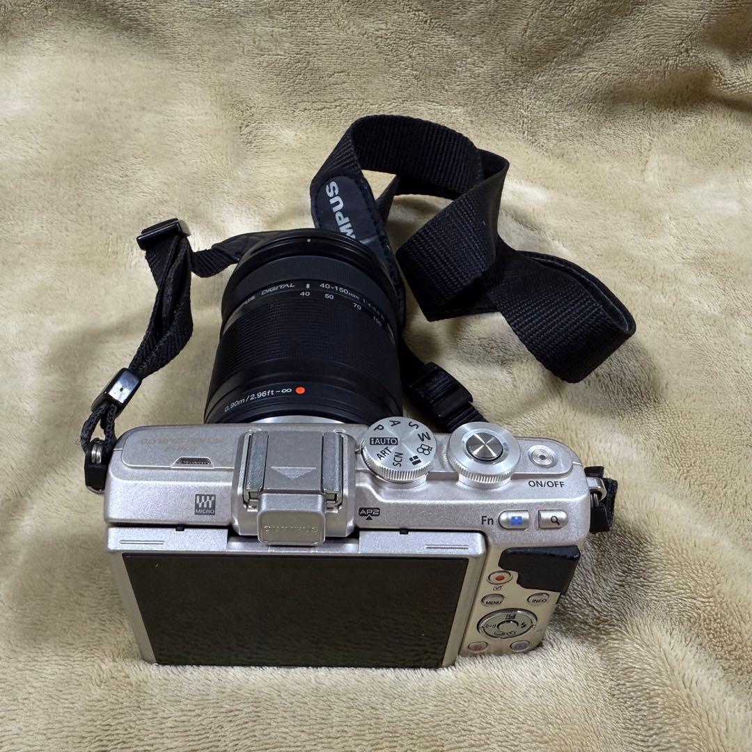 OLYMPUS PEN Lite E-PL7 デジタルカメラ