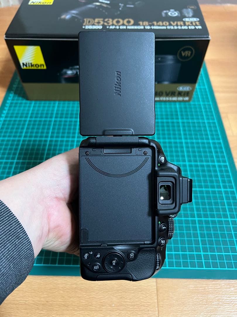 Nikon D5300 18-140 VR Kit オプション多数付属