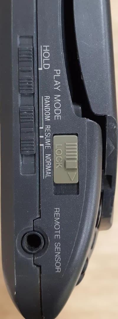 60L0216-10 Panasonic SL-S505ポータブルCDプレーヤー