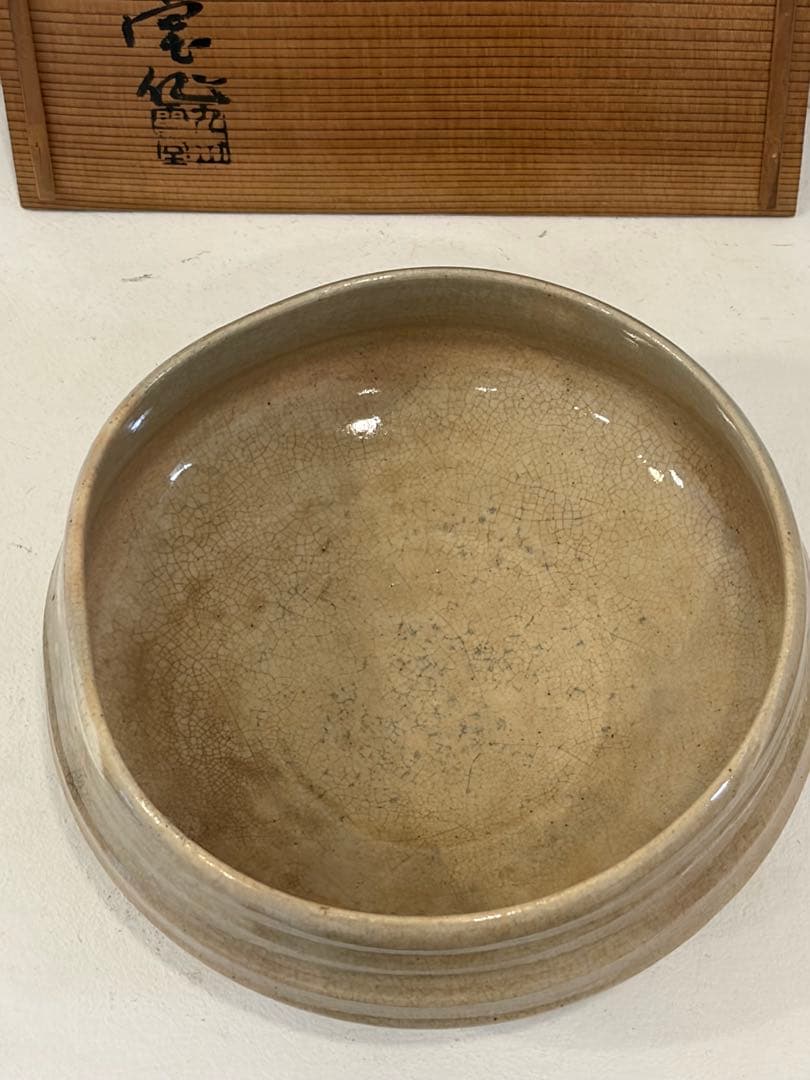萩焼　菓子器　古龜九世　三輪雪堂造　算盤型器　骨董品　古物　焼き物　共箱付