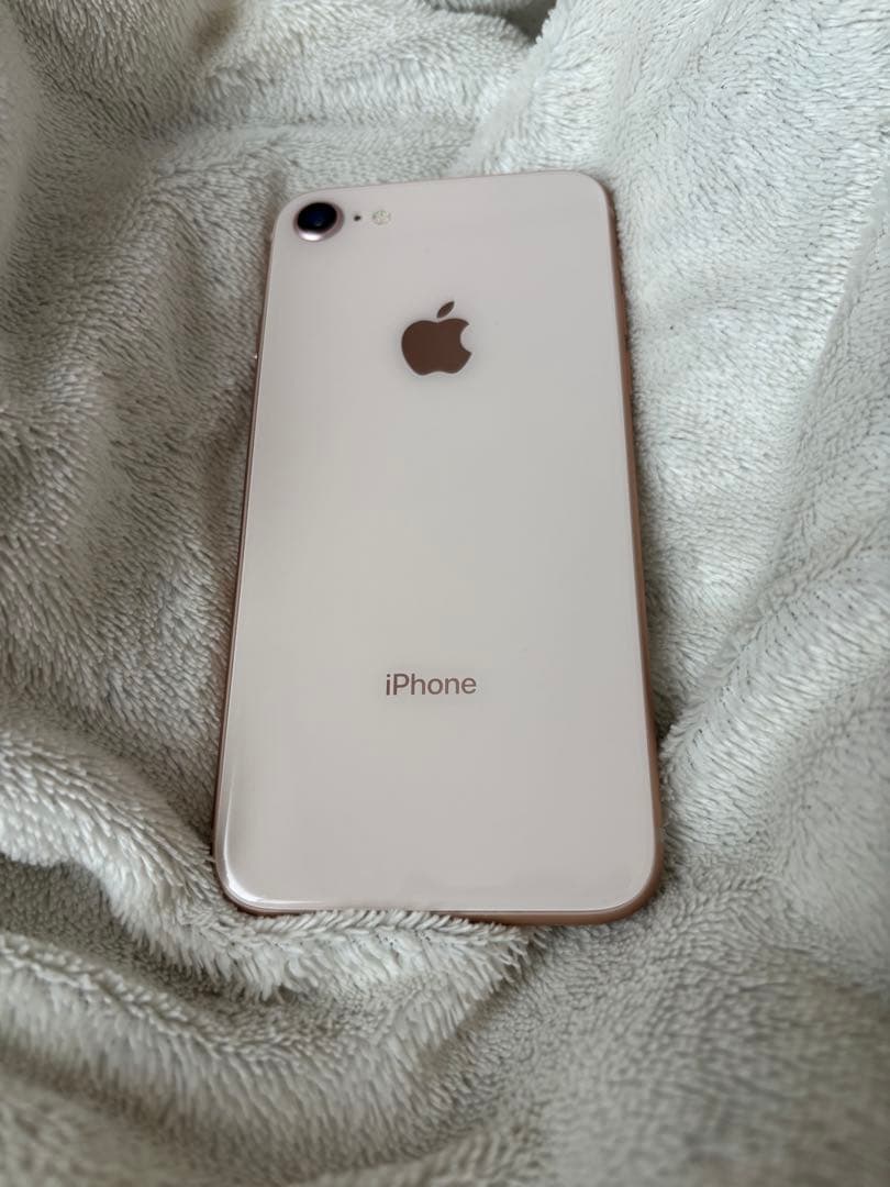 iPhone 8 本体 64GB 中古品