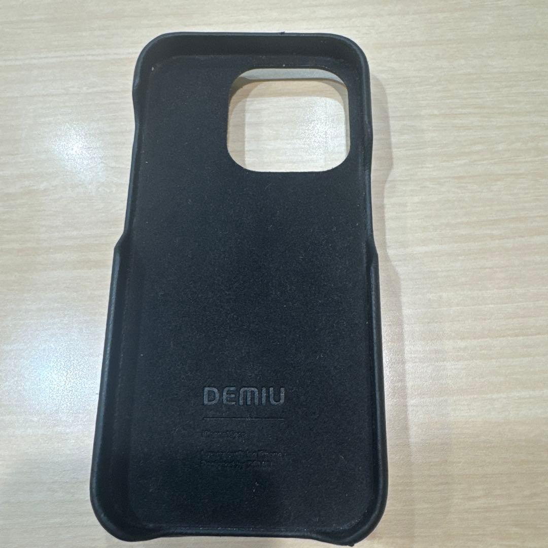 DEMIU ブラック iPhoneケース　15pro