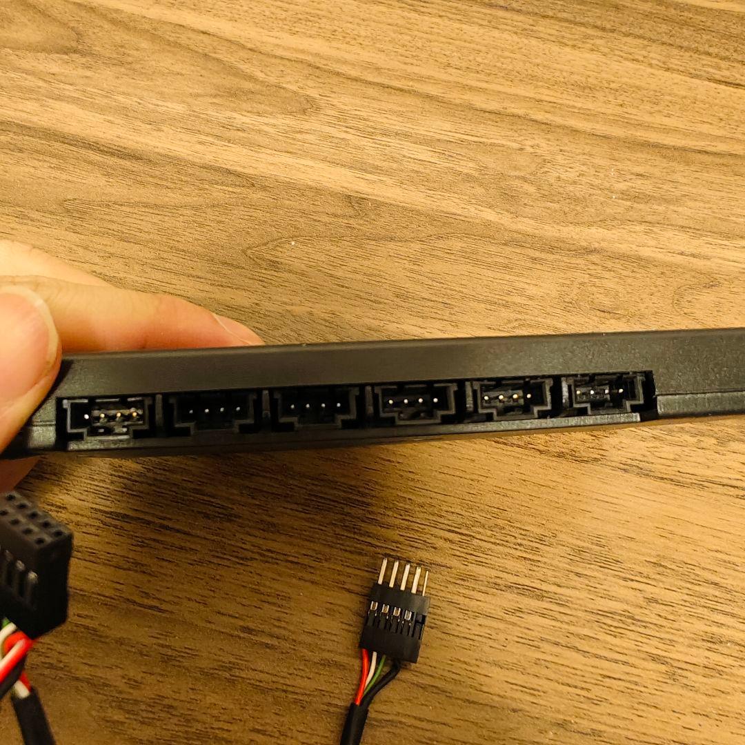PC用ファン・クーラー Corsair SP140RGB Elite+Commander Core XT