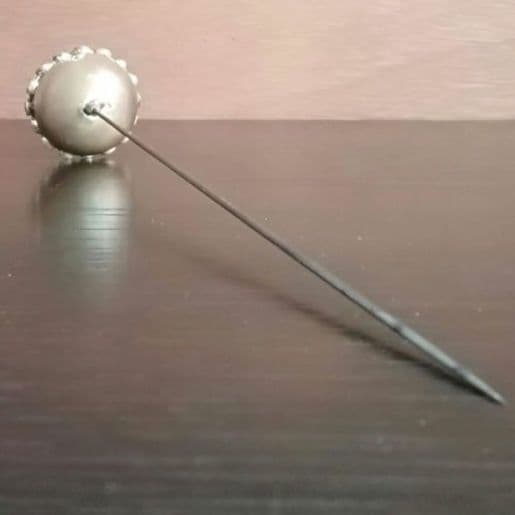 アンティーク・ハットピン②　金属ラインストーン頭部　長さ22cm