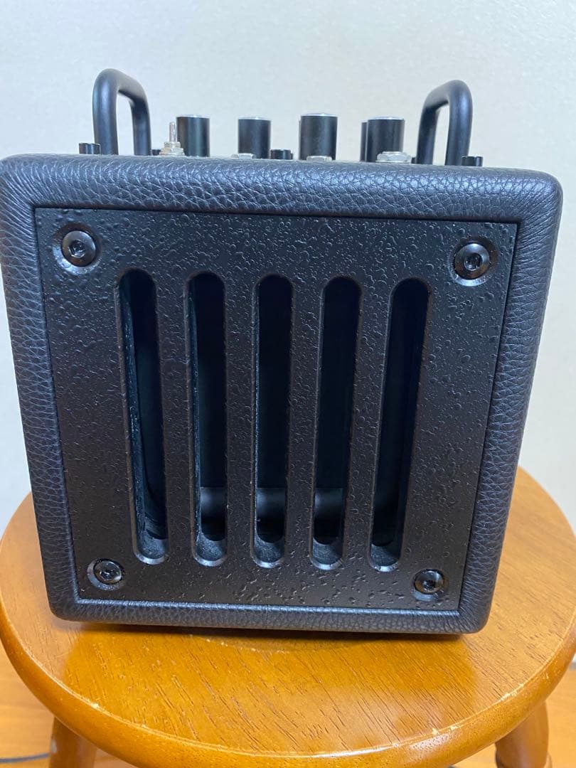 Phil Jones Bass（PJB）Nano Bass X4 ベース用アンプ
