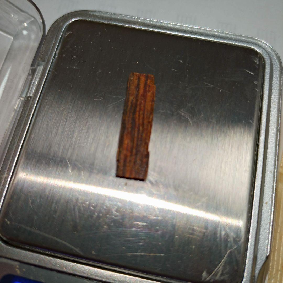 伽羅 香木 無銘 0.20g 花三
