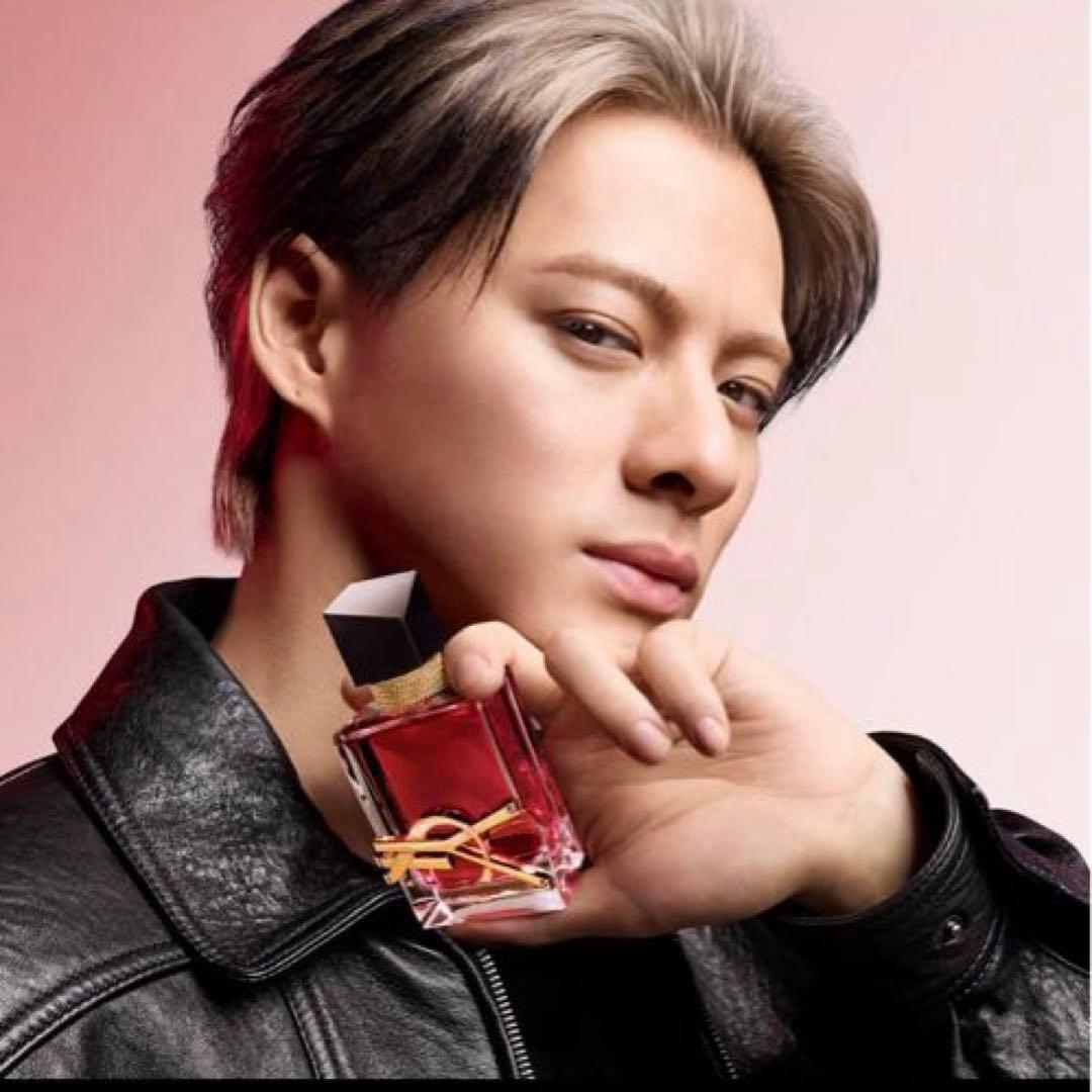 未使用　YSLリブレオーデパルファムベリークラッシュ30ml
