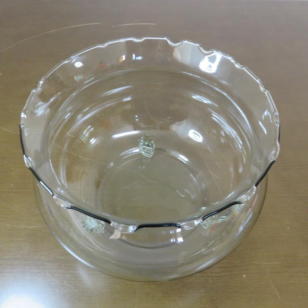 金魚鉢 大サイズ 昭和レトロ 金魚足 花弁縁 ガラス製 B