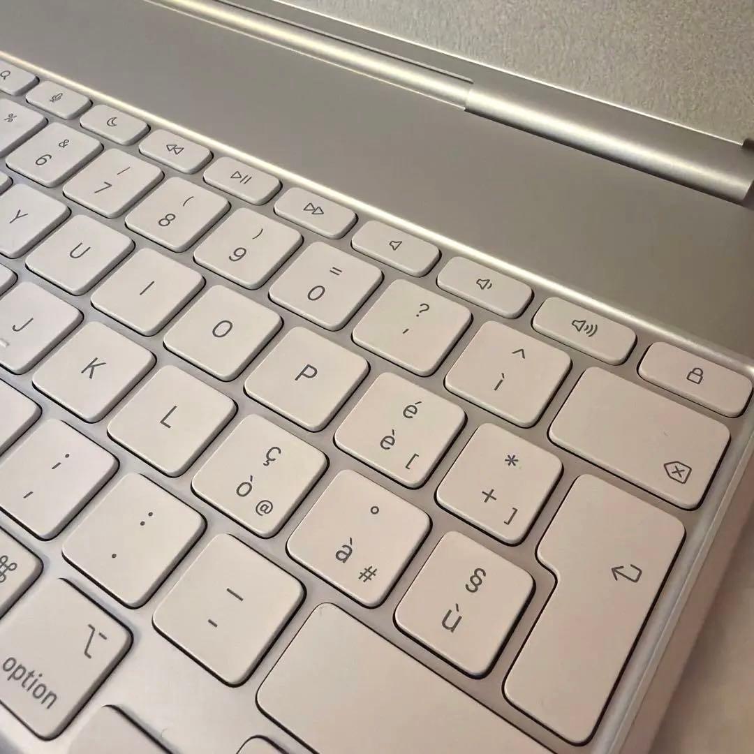 iPad Pro 13インチ 純正Magic Keyboard Apple