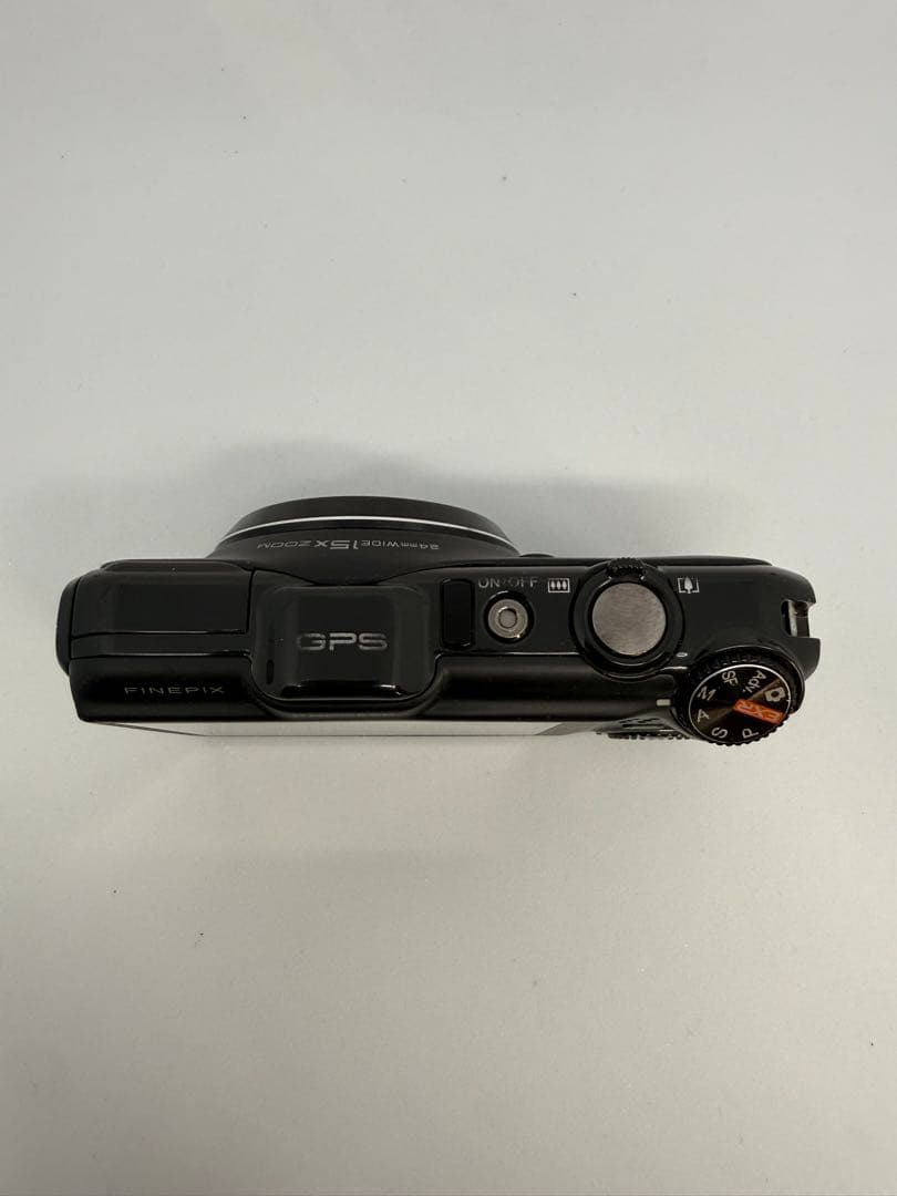 Fujifilm FinePix F200EXRジャンク品