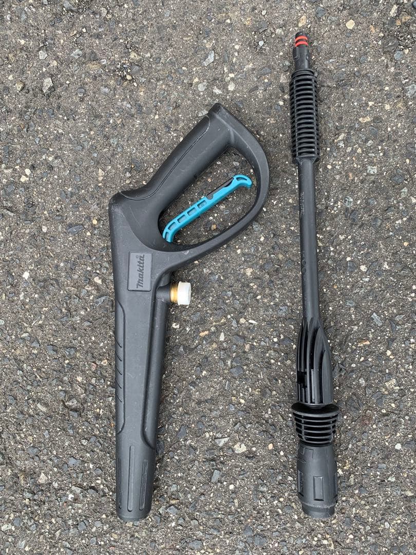 【中古品】Makita 高圧洗浄機 + 10ｍ高圧ホース ねじれ防止ジョイント