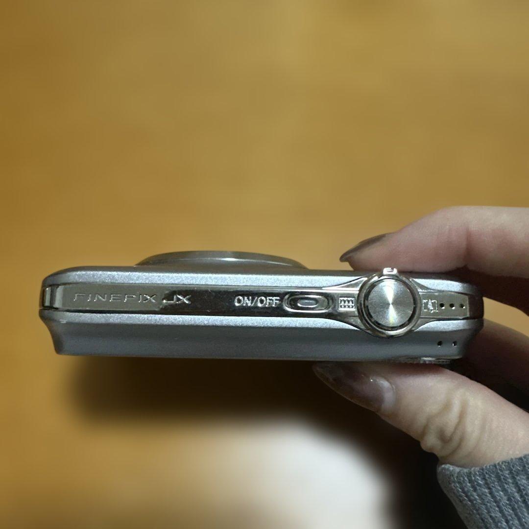 Fujifilm JX200 コンパクトデジタルカメラ