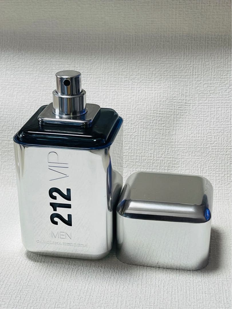 キャロライナヘレラ 212 ビップ メン 50ml