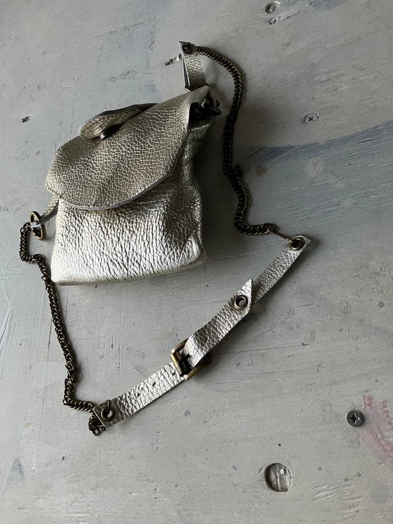 ソコハカトナク…鈍い光leather皺歪み鎖＋ケースネックウォレット