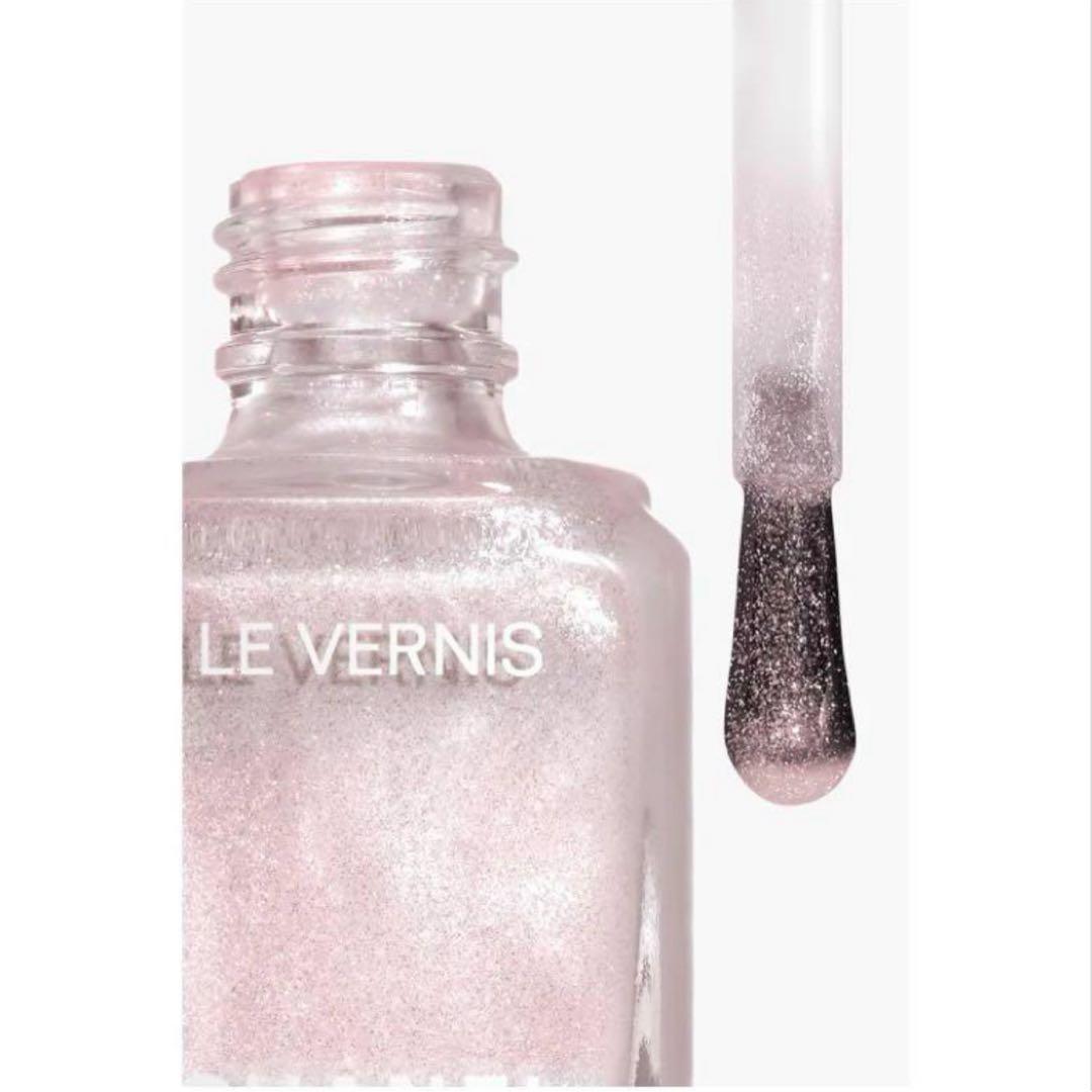 CHANEL LE VERNIS 401 - ビーチアイコン