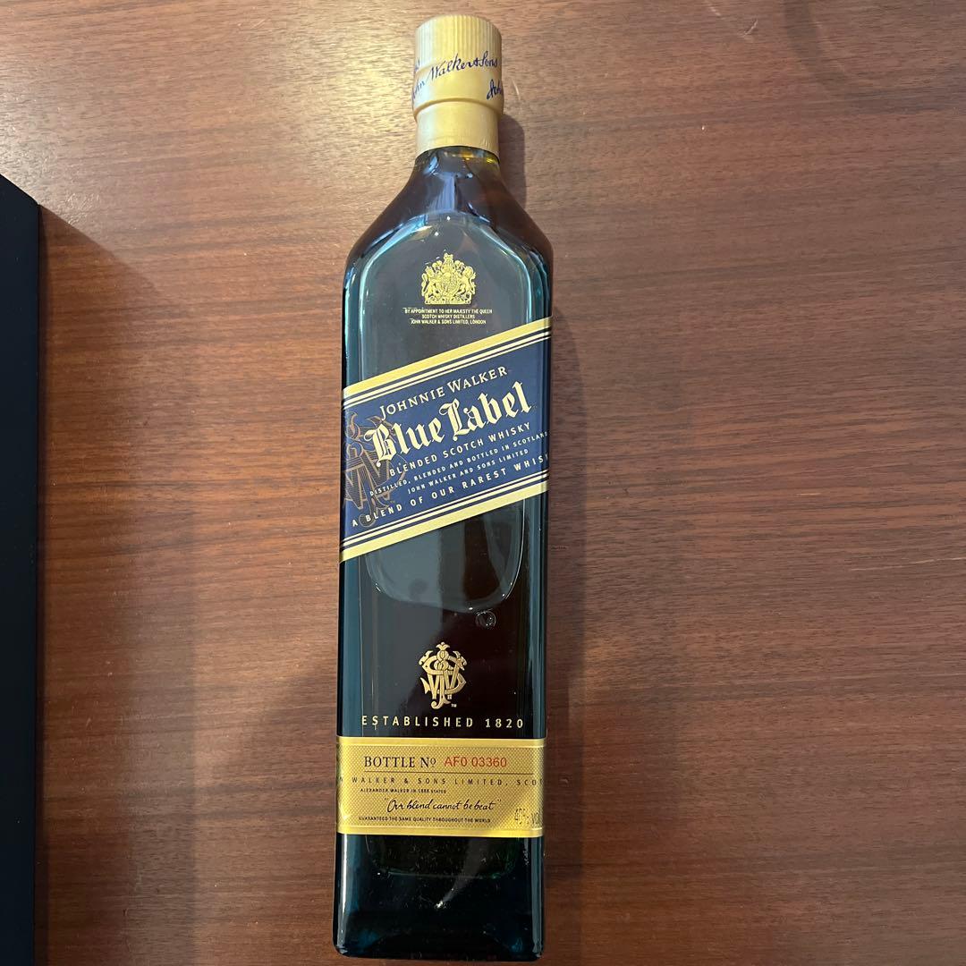 ジョニーウォーカー　ブルーラベル　750ml
