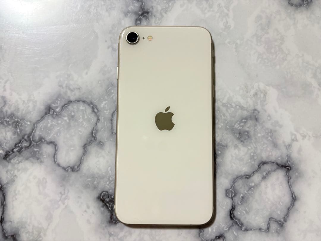 【美品】iPhoneSE 第3世代 64G スターライト SIMフリー