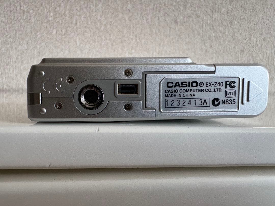 CASIO EXILM .EX-Z40 .EX-V8 2台⭕️ジャンク品⭕️
