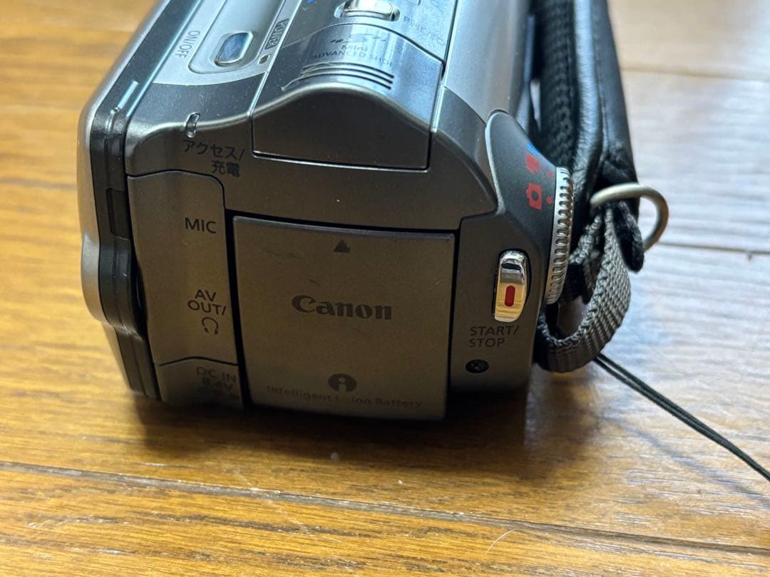 Canon IVIS HF10 ビデオカメラ 本体