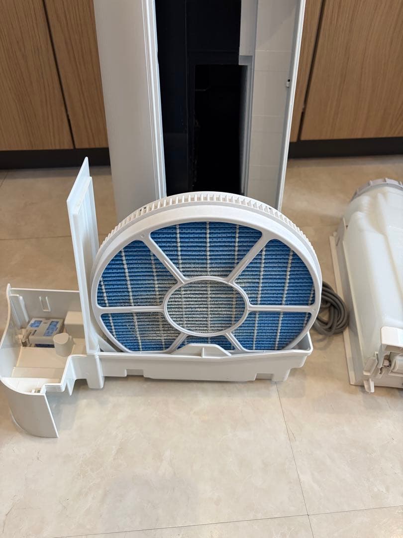 シャープ加湿空気清浄機 KC-H50-W 2019年袋