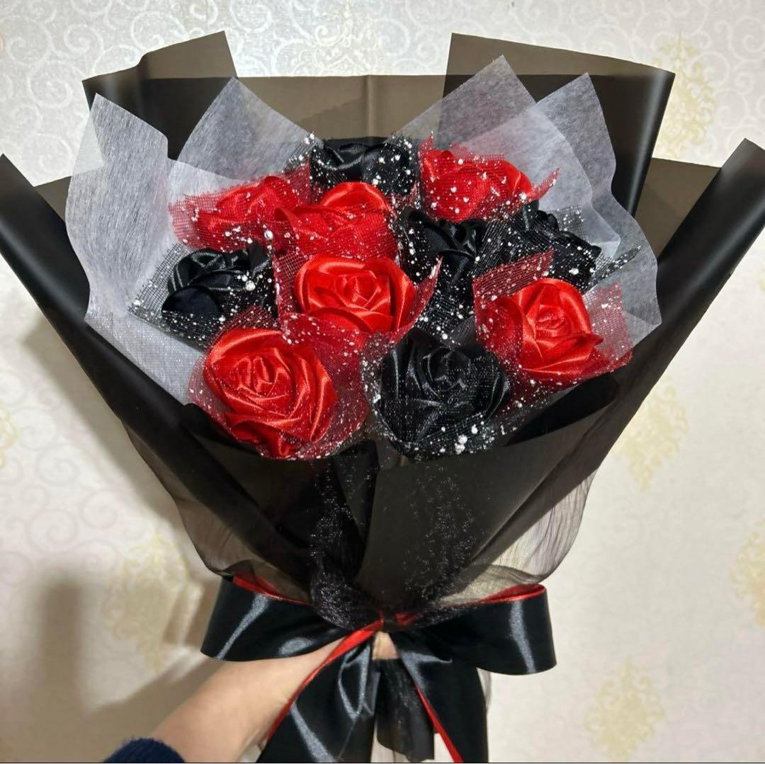 11本赤黒バラブーケ ラッピングリボン２色❗️枯れない薔薇！プレゼント好きな人へ