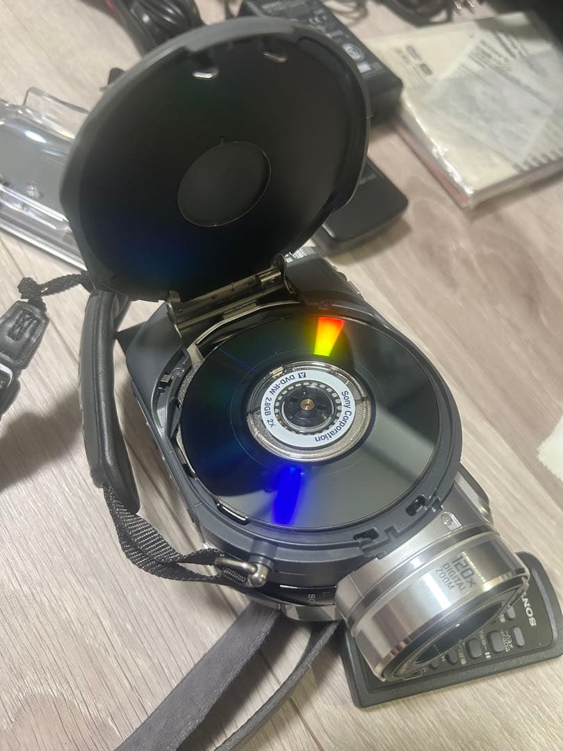 SONY Handycam DCR-DVD 505 4.0メガピクセル 本体