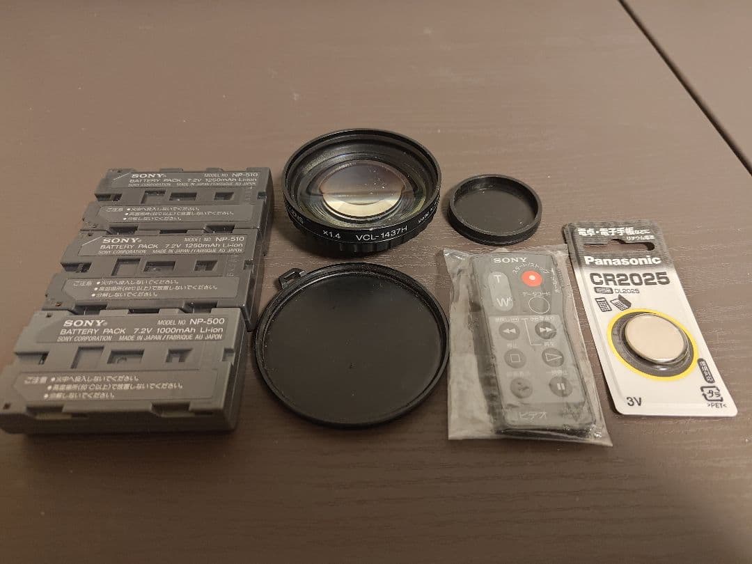 ビデオカメラ SONY video Hi8 Handycam CCD-TR3