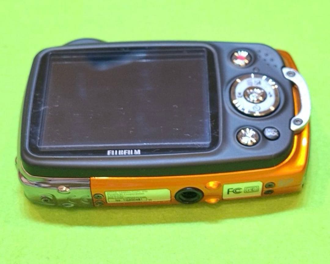 【美品】FUJIFILM デジタルカメラ FinePix XP30 水中写真