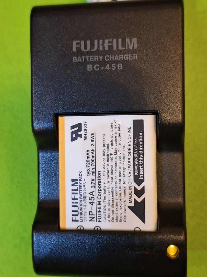 【美品】FUJIFILM デジタルカメラ FinePix XP30 水中写真