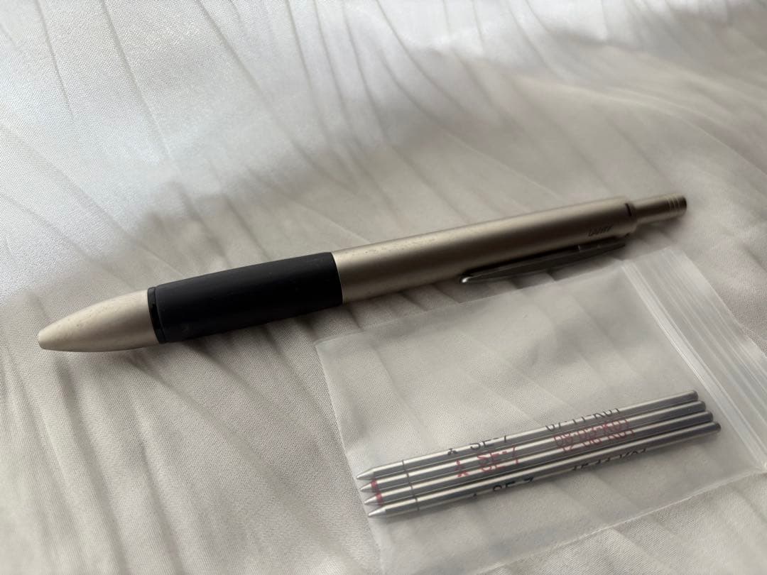 Lamy 4色ボールペン シルバー/ブラック
