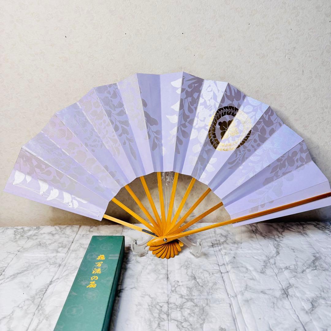 【新品・高級品】箔一 金沢箔扇子 彩美 藤鼠（ふじねず）金箔 葉模様 舞扇子 箱