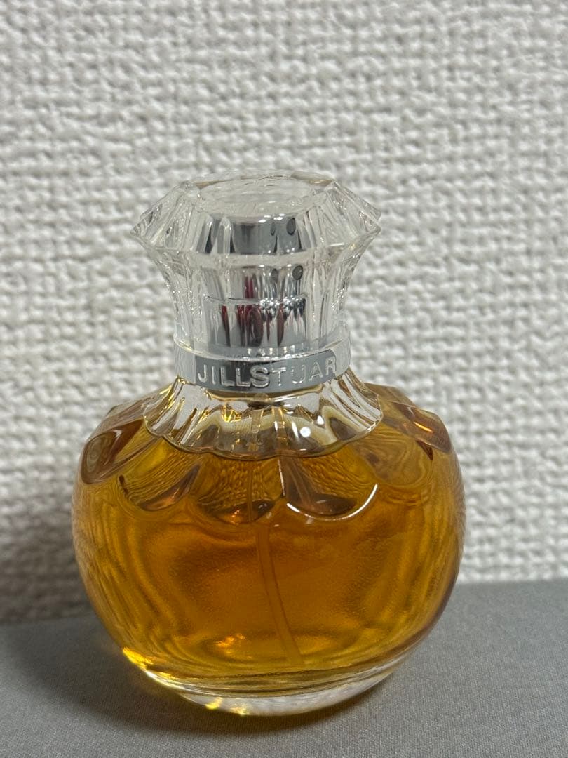 香水　ジルスチュアート　ヴァニララスト　オードパルファン　50ml
