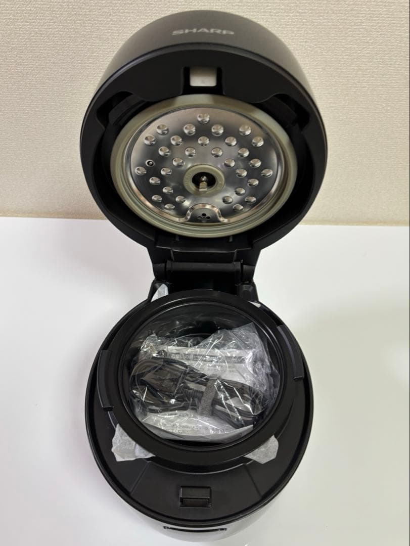 ヘルシオホットクック　1.0L 　KN-HW10G