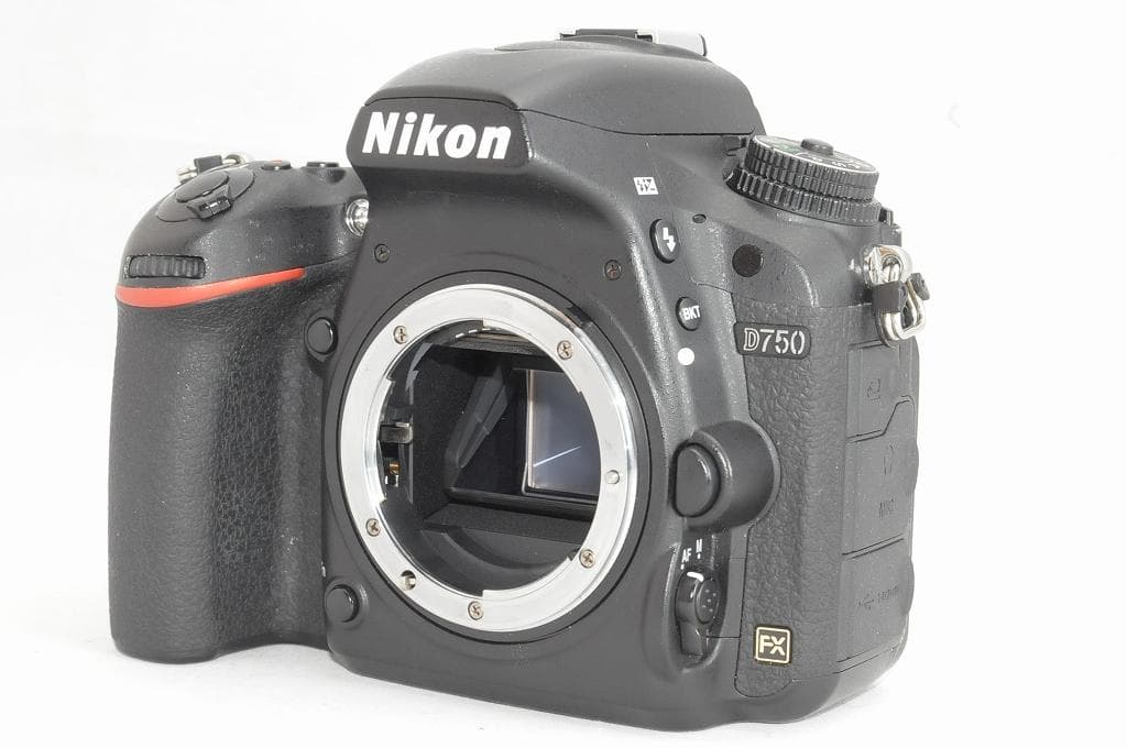 ★超美品級★ Nikon ニコン D750 カビ・クモリ無 ショット数13515