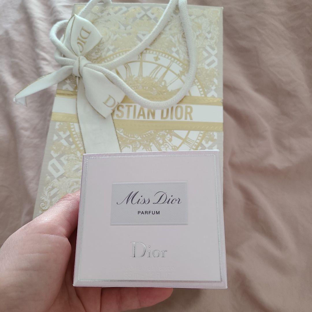 Miss Dior パルファム 35ml ギフトバッグ付き