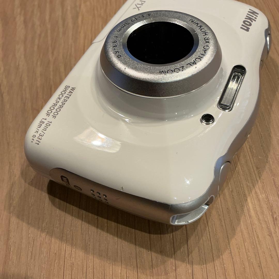 Nikon クールピクス　w150 ホワイト