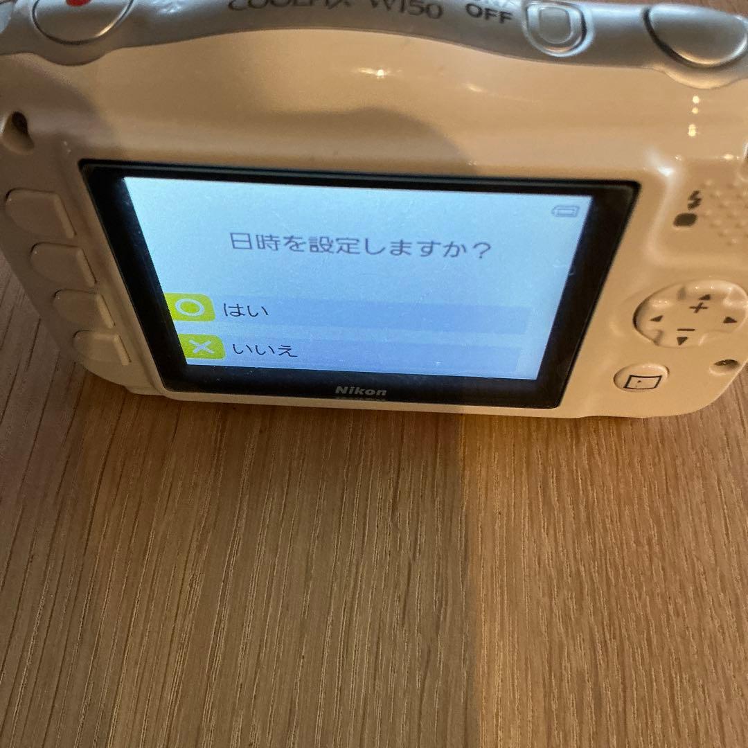 Nikon クールピクス　w150 ホワイト