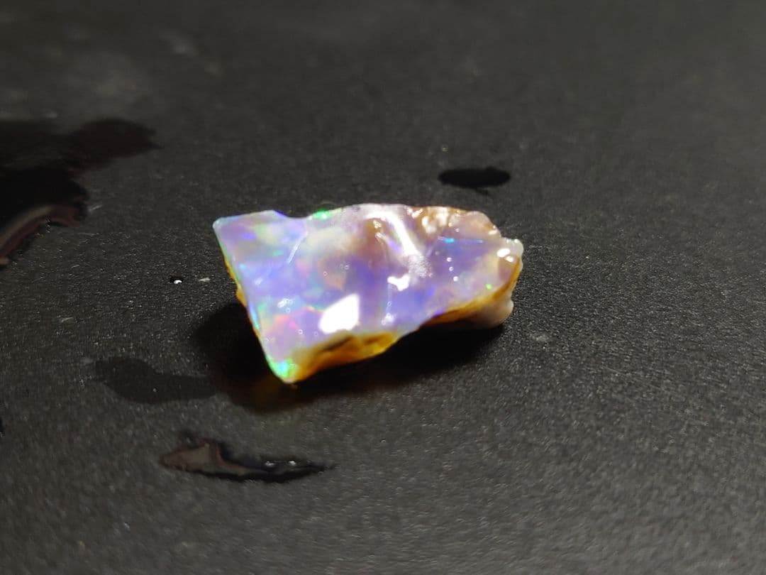 チョーク　エチオピアオパール　ウェロ産　鉱物標本　原石