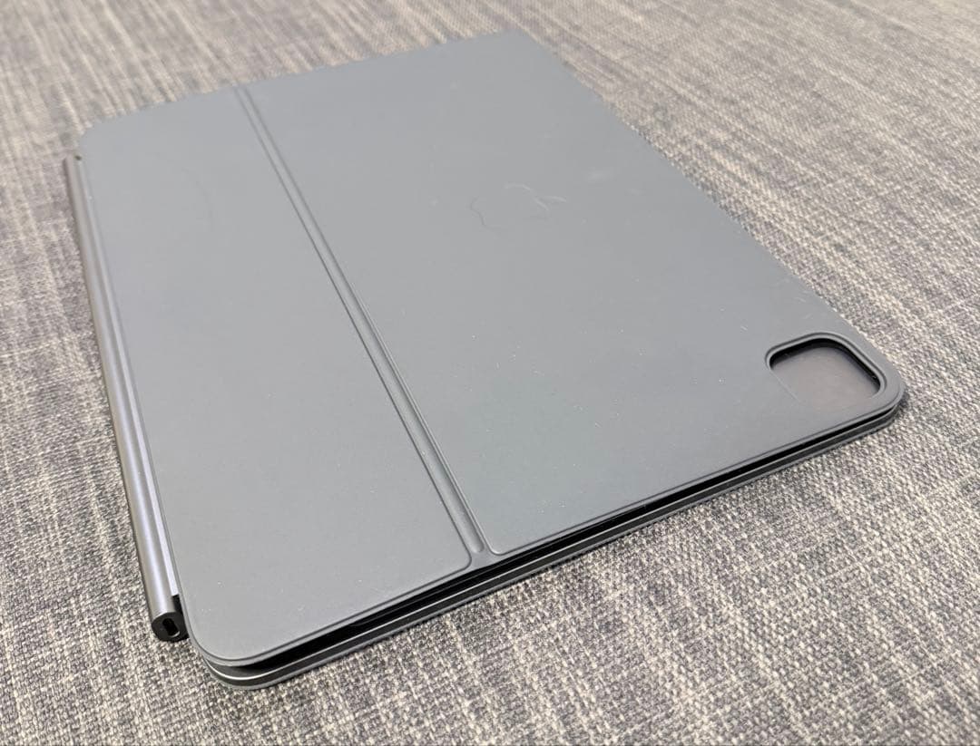 定価6万 13インチiPad Pro M5 M4 Magic Keyboard