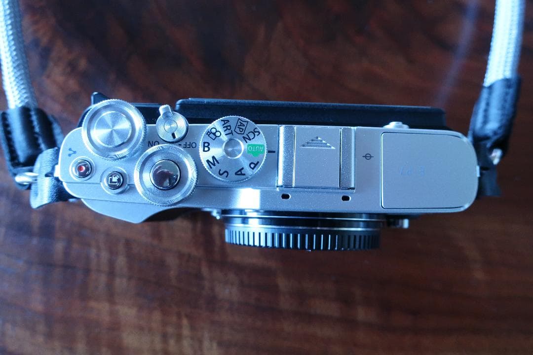 OLYMPUS PEN E-P7 ダブルズームレンズキット　ほぼ新品＋付属品多数